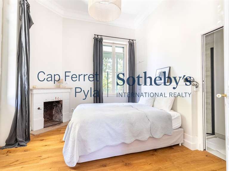 Maison Gujan-Mestras - 11 chambres - 452m²