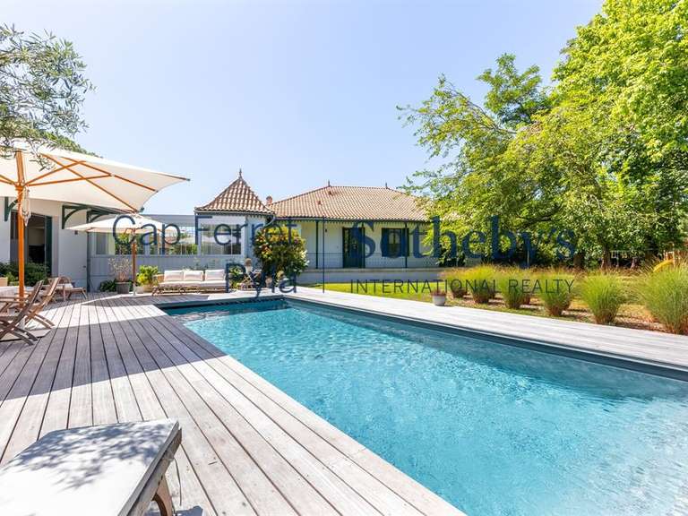 Maison Gujan-Mestras - 11 chambres - 452m²