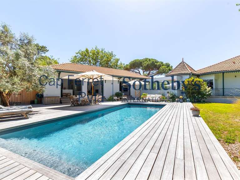 Maison Gujan-Mestras - 11 chambres - 452m²