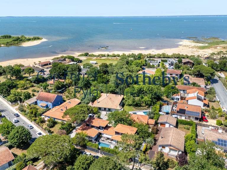 Maison Gujan-Mestras - 11 chambres - 452m²
