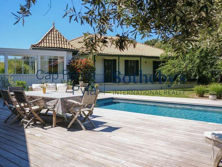 Maison Gujan-Mestras - 11 chambres - 452m²