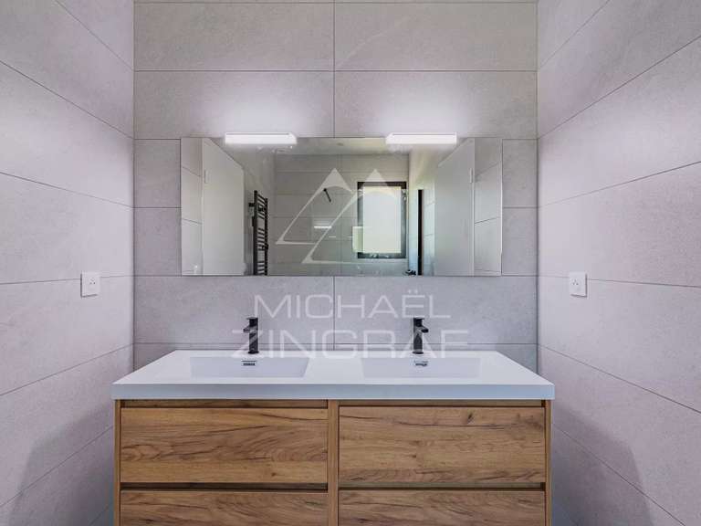 Maison Gujan-Mestras - 3 chambres - 212m²