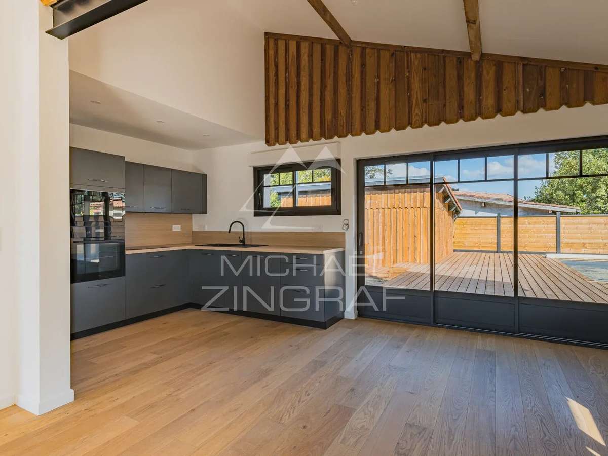 House Gujan-Mestras