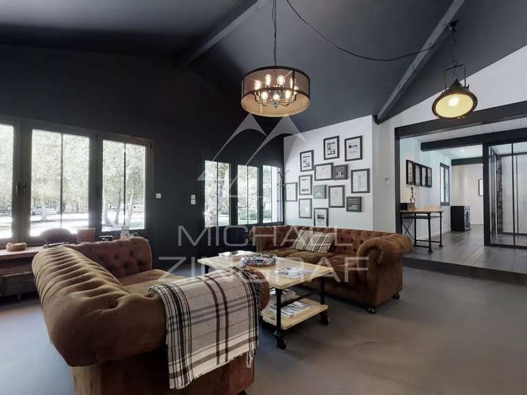 Propriété Gujan-Mestras - 740m²