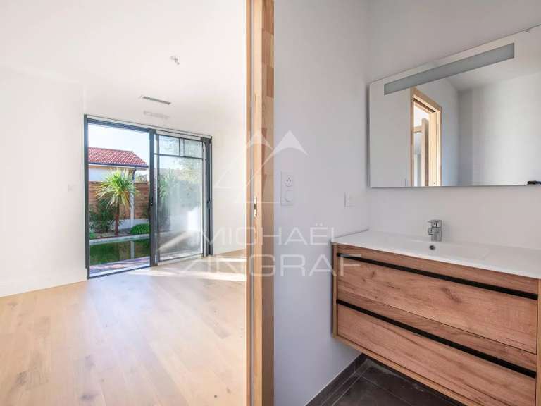 Villa Gujan-Mestras - 4 chambres - 140m²