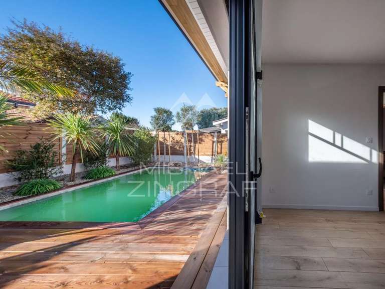 Villa Gujan-Mestras - 4 chambres - 140m²