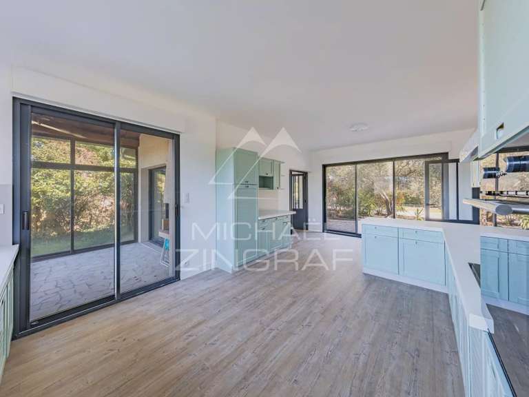 Villa Gujan-Mestras - 4 chambres - 189m²