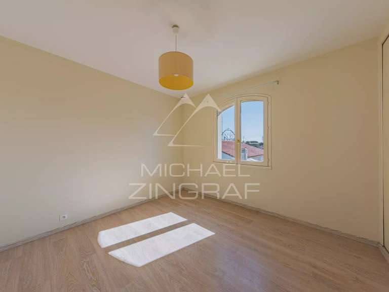 Villa Gujan-Mestras - 4 chambres - 189m²