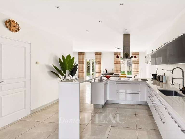 Maison Guyancourt - 4 chambres - 164m²