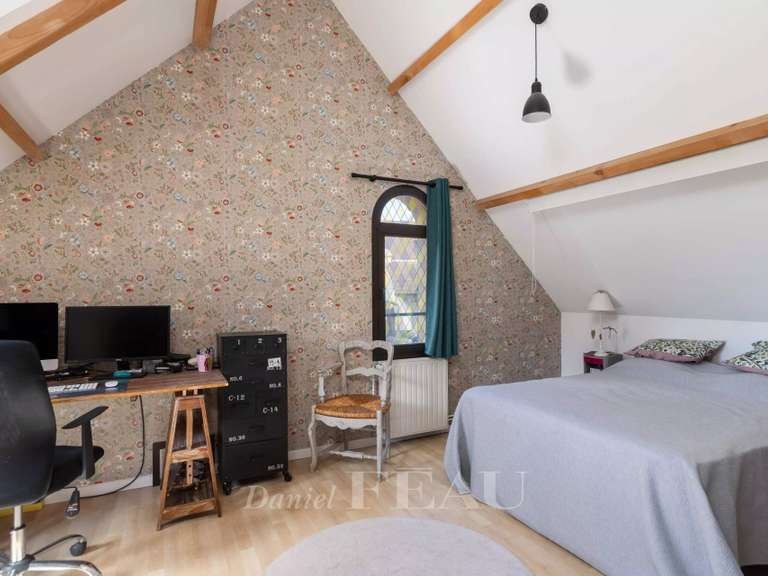 Maison Guyancourt - 4 chambres - 195m²