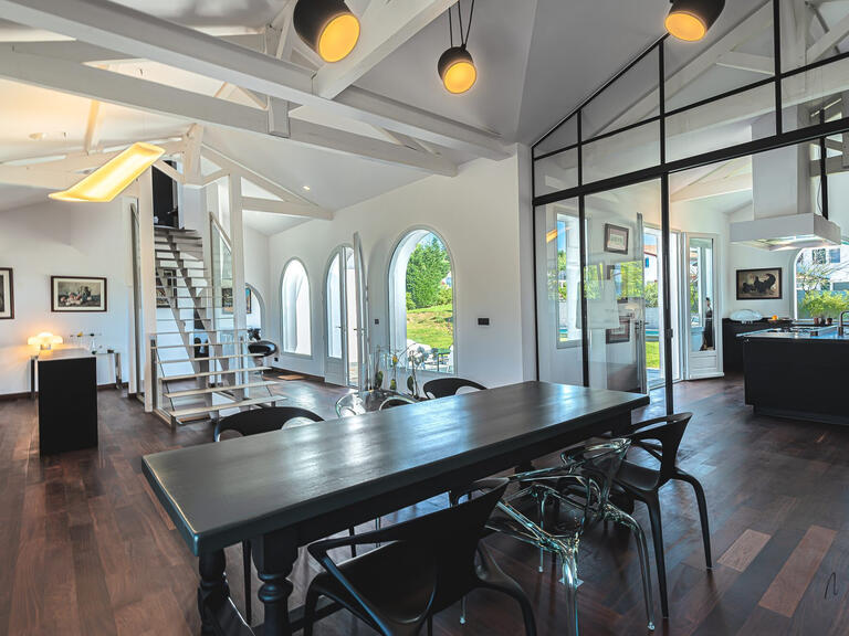 House Hasparren - 4 bedrooms - 346m²