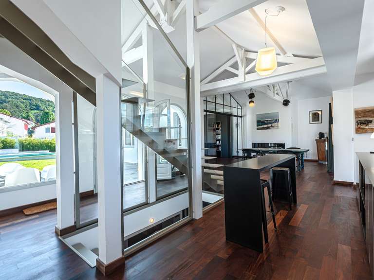 Maison Hasparren - 4 chambres - 346m²