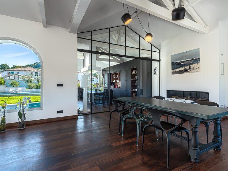 House Hasparren - 4 bedrooms - 346m²
