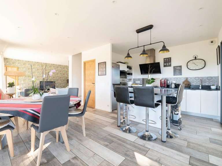 Maison Hasparren - 3 chambres - 121m²