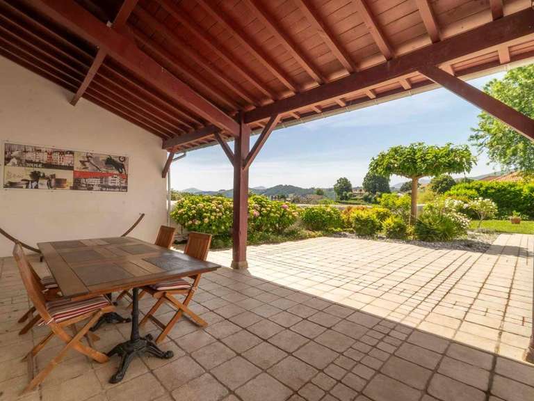 Maison Hasparren - 7 chambres - 380m²