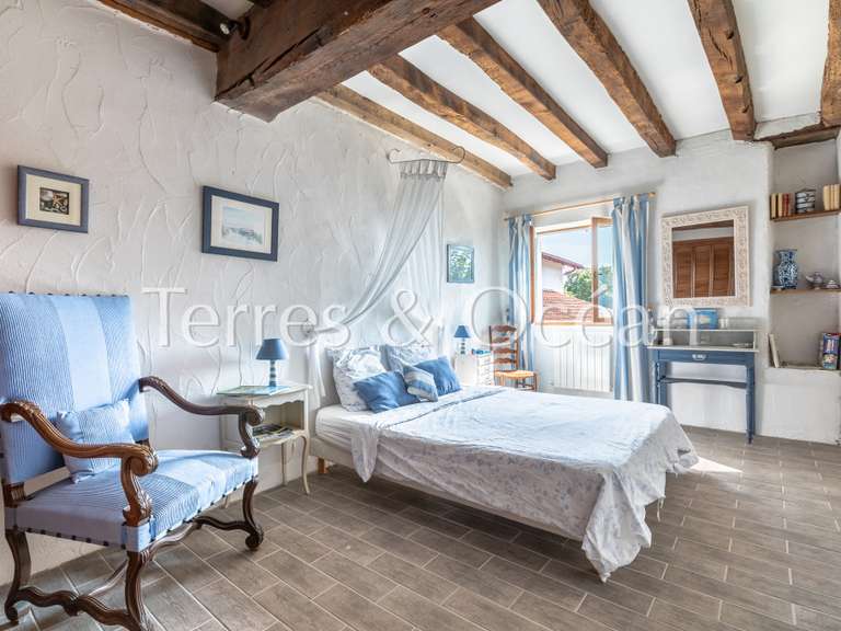 House Hasparren - 7 bedrooms - 261m²