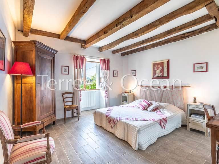 House Hasparren - 7 bedrooms - 261m²