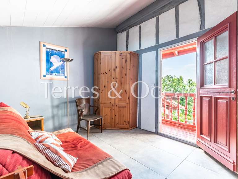 House Hasparren - 7 bedrooms - 261m²