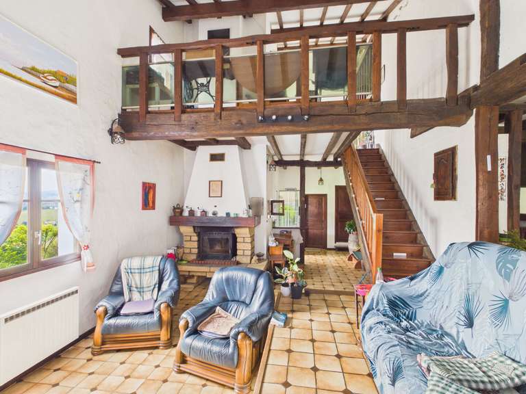 Maison Hasparren - 4 chambres - 178m²