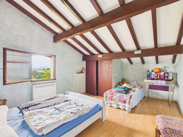 Maison Hasparren - 4 chambres - 178m²