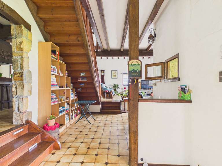 Maison Hasparren - 4 chambres - 178m²