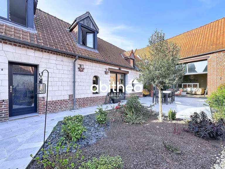 House Haute-Avesnes - 4 bedrooms - 275m²