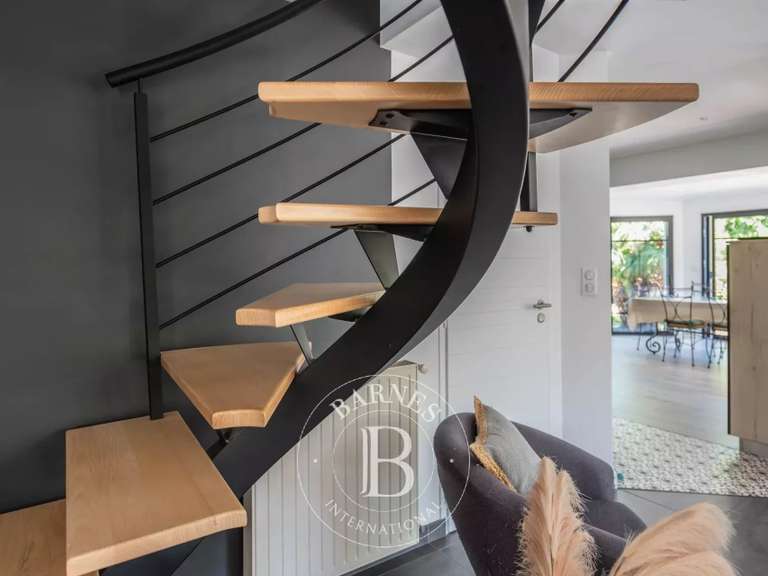 Maison Haute-Goulaine - 5 chambres - 181m²