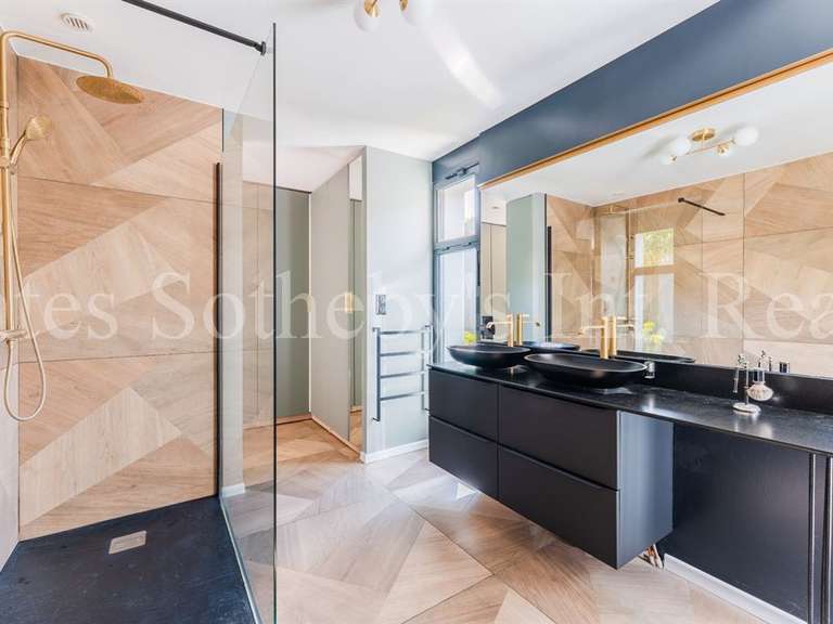 Maison Haute-Goulaine - 7 chambres - 297m²