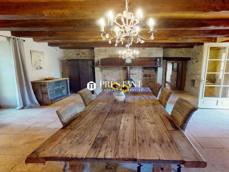 Propriété Hautefort - 5 chambres - 590m²