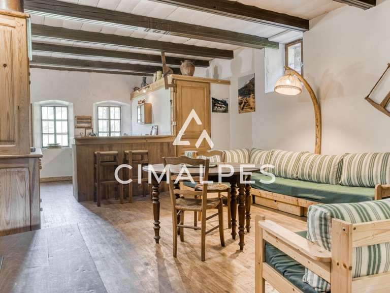 Maison Hauteluce - 6 chambres - 186m²