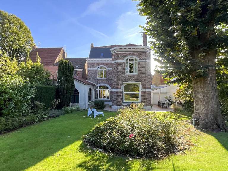 Maison Hazebrouck - 6 chambres - 478m²
