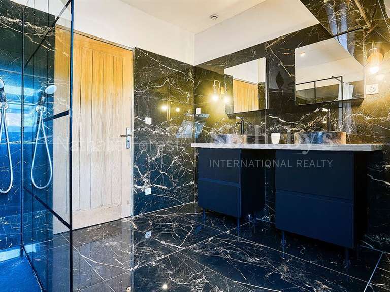 Maison Hem - 5 chambres - 230m²