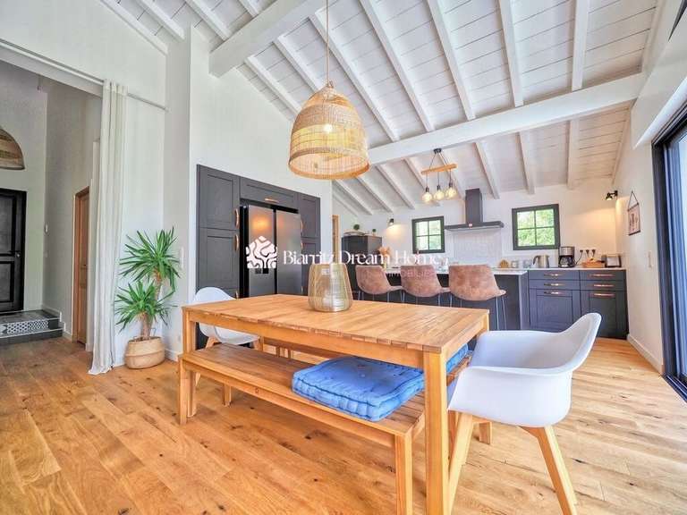 Maison Hendaye - 3 chambres - 160m²