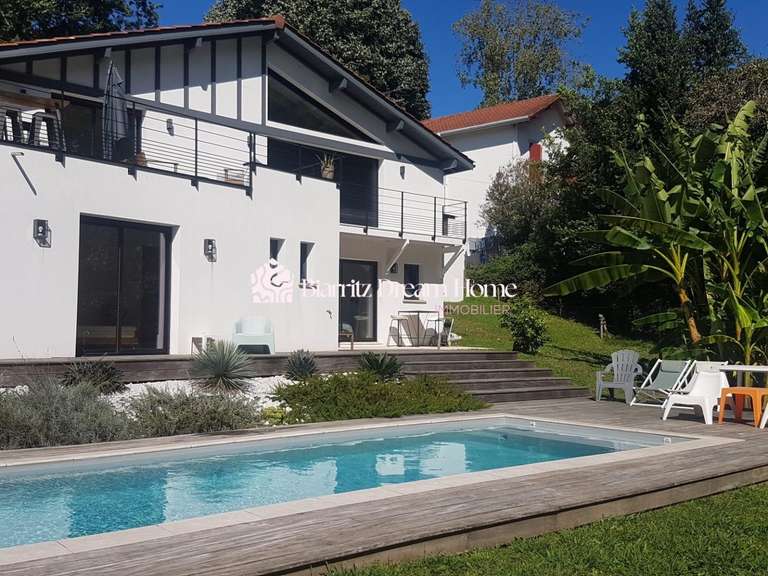 Maison Hendaye - 3 chambres - 160m²