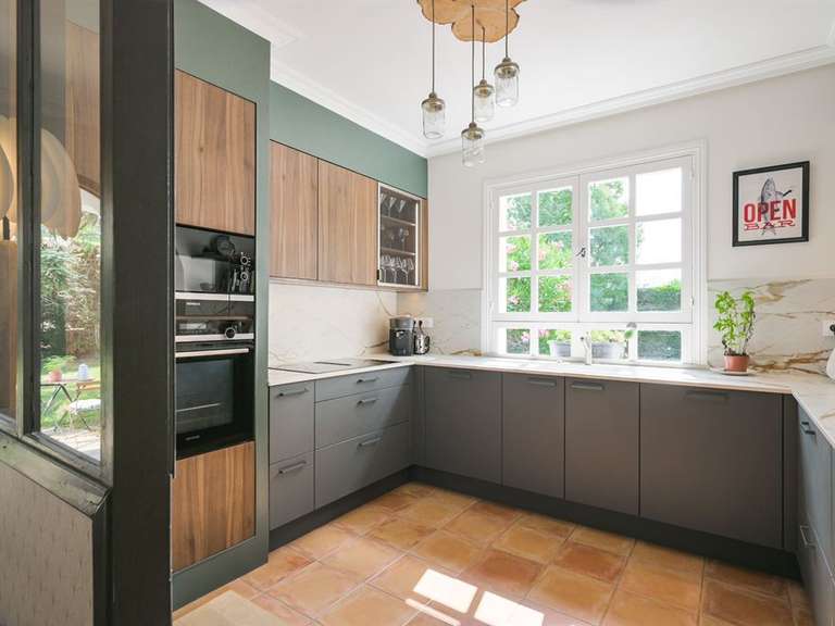 Maison Hendaye - 6 chambres - 202m²
