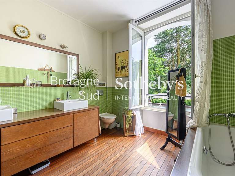Maison Hennebont - 5 chambres - 320m²