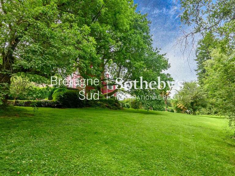 Maison Hennebont - 5 chambres - 320m²