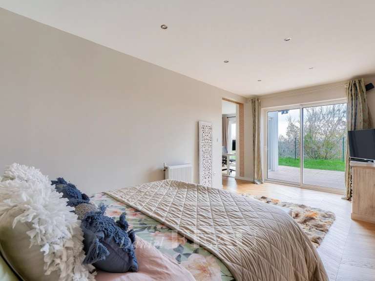 Maison Herblay-sur-Seine - 4 chambres - 200m²