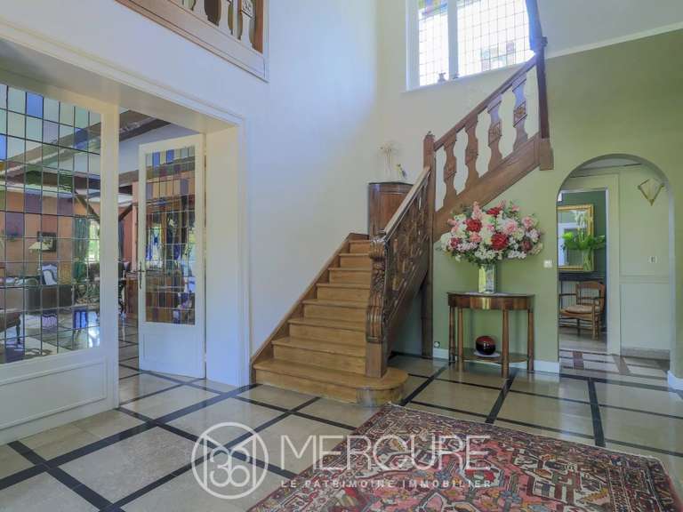 Maison Hesdin - 5 chambres - 329m²