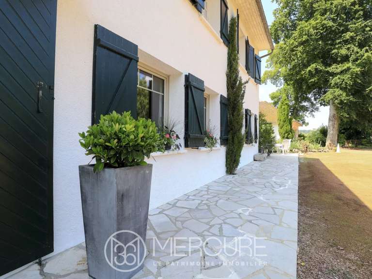 Maison Hesdin - 5 chambres - 329m²