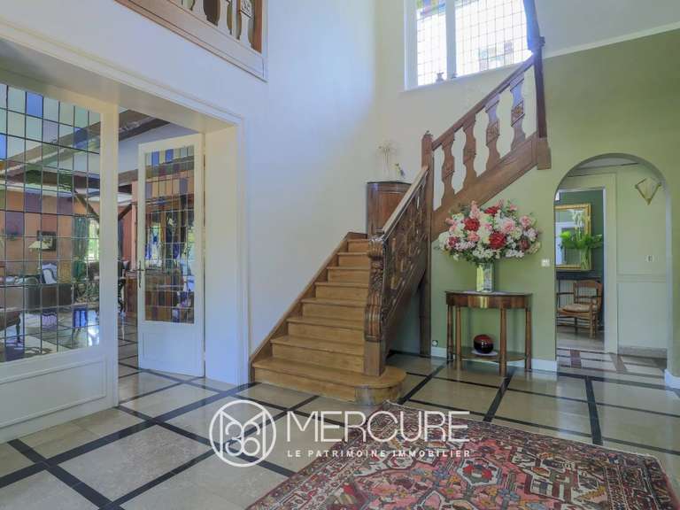 Maison Hesdin - 5 chambres - 329m²