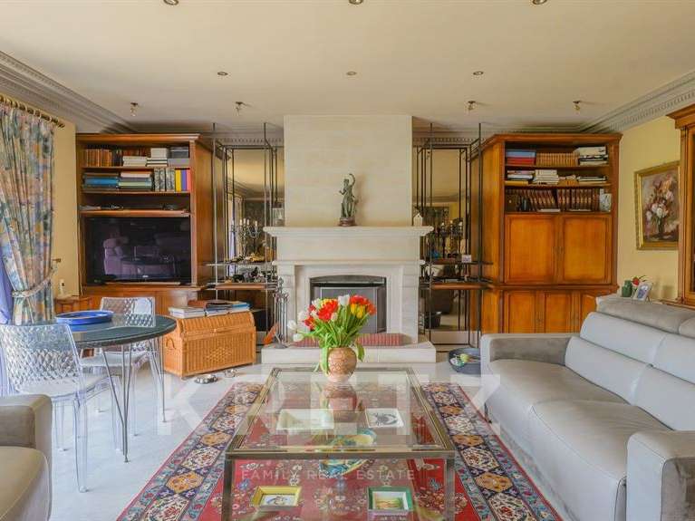 Propriété Hillion - 5 chambres - 320m²