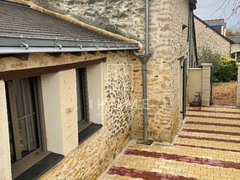 Maison Huillé-Lézigné - 4 chambres