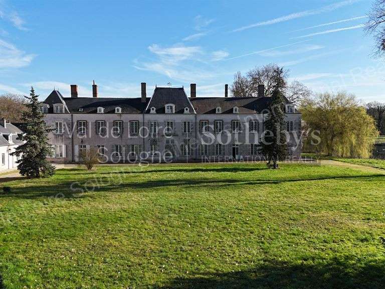 Château Huisseau-sur-Mauves