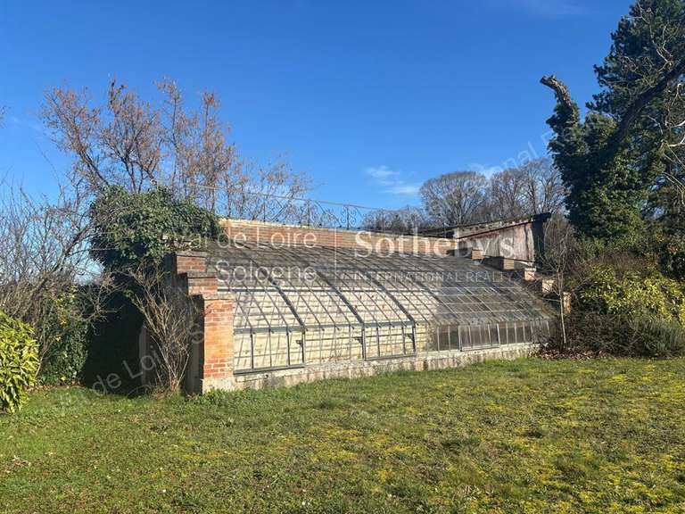 Château Huisseau-sur-Mauves - 11 chambres - 900m²