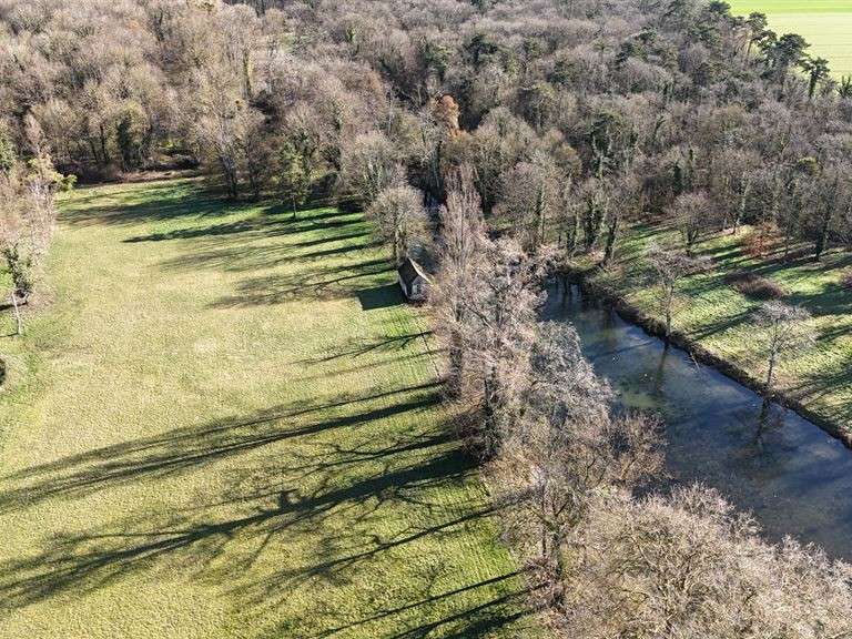 Château Huisseau-sur-Mauves - 11 chambres - 900m²