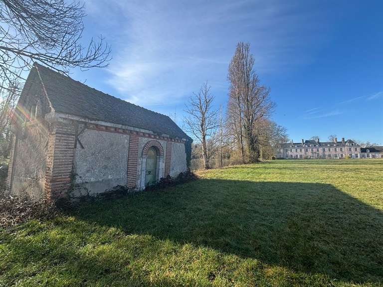 Château Huisseau-sur-Mauves - 11 chambres - 900m²