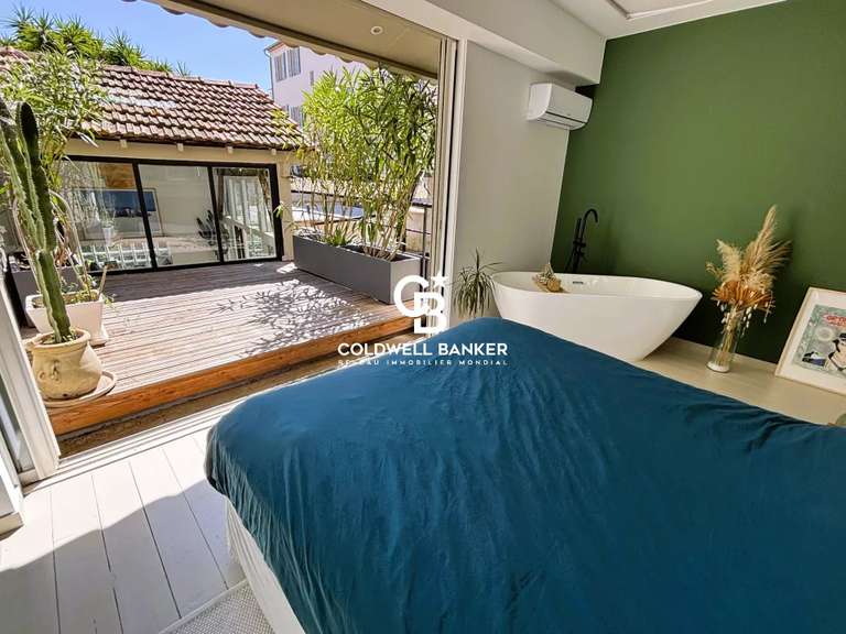 Appartement Hyères - 3 chambres - 245m²