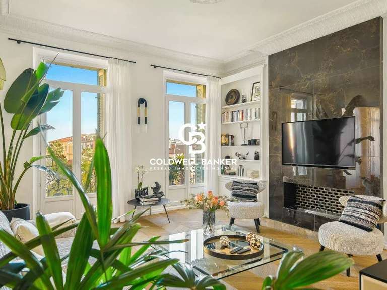 Appartement Hyères - 2 chambres - 120m²