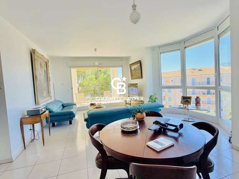 Appartement Hyères - 3 chambres - 101m²